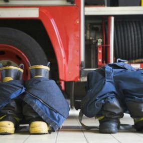 Защитная обувь пожарного