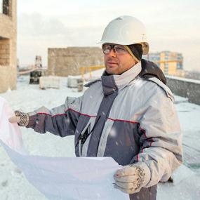 Статья: Зимний рабочий комбинезон: особенности и преимущества