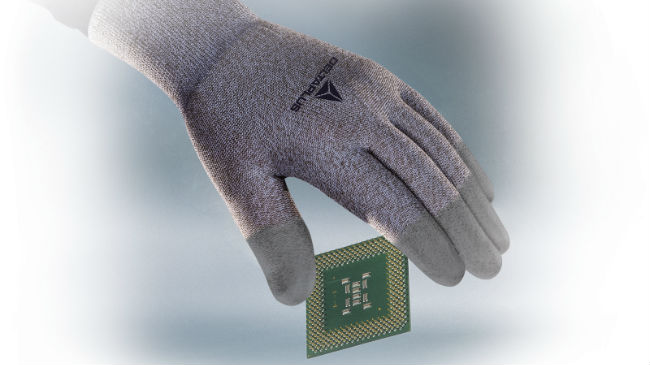 Антистатические перчатки Delta Plus для работы с микроэлектроникой